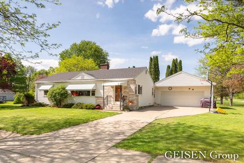 846 Harrison St, Belding, MI 48809 photo 1