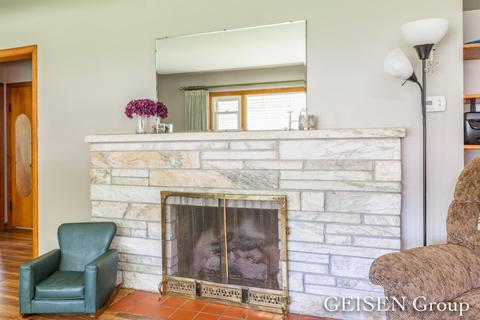 846 Harrison St, Belding, MI 48809 photo 10