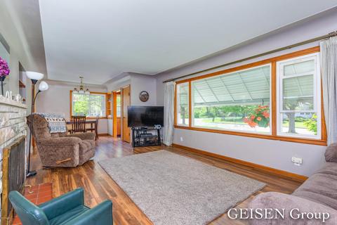 846 Harrison St, Belding, MI 48809 photo 11
