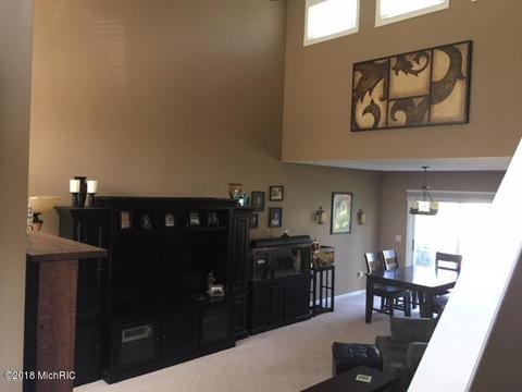 12835 Ontonagon Dr, Dewitt, MI 48820 photo 11