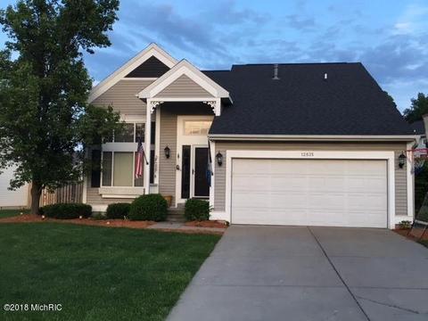 12835 Ontonagon Dr, Dewitt, MI 48820 photo 1