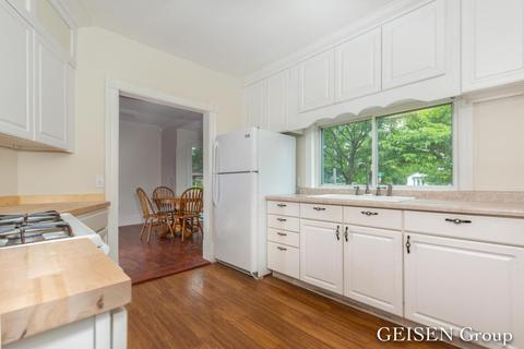703 W Ellis Ave, Belding, MI 48809 photo 8