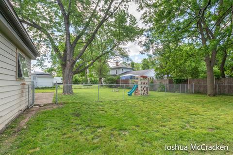 512 Foreman St SE, Lowell, MI 49331 photo 17