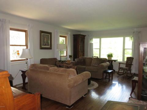23749 Evan St, Cassopolis, MI 49031 photo 8