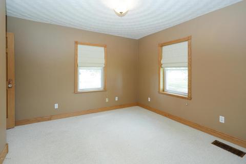 701 110th Ave, Plainwell, MI 49080 photo 12