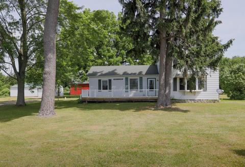 701 110th Ave, Plainwell, MI 49080 photo 3
