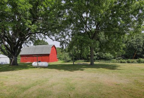 701 110th Ave, Plainwell, MI 49080 photo 27