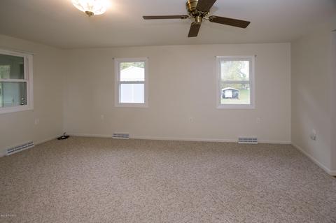 7848 E Op Ave, Scotts, MI 49088 photo 8