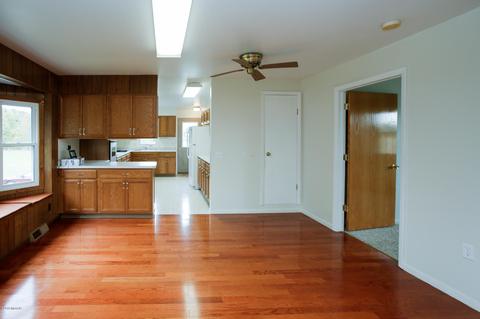 7848 E Op Ave, Scotts, MI 49088 photo 12
