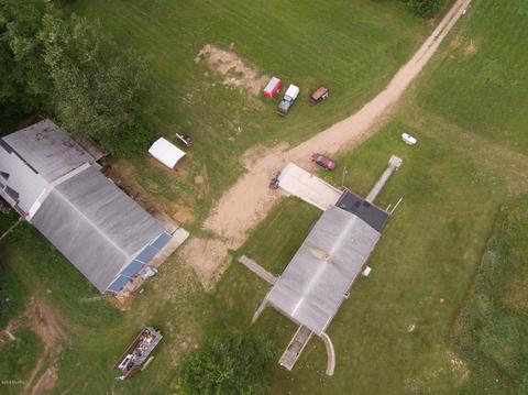 7848 E Op Ave, Scotts, MI 49088 photo 2
