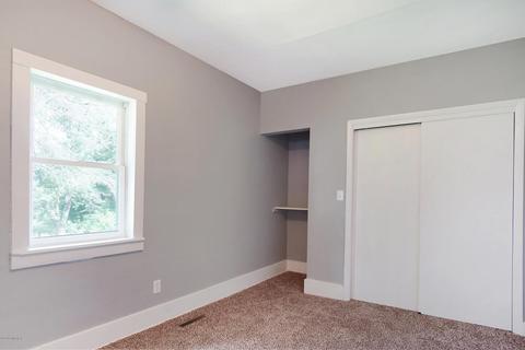 324 Chippewa St, Buchanan, MI 49107 photo 8