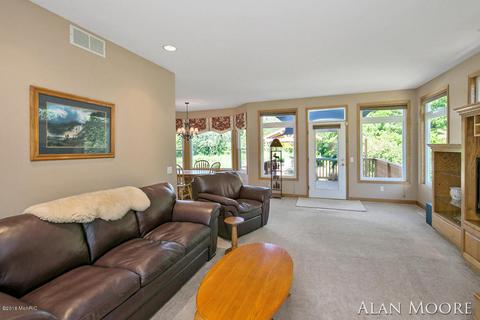4875 Ashley Ave NE, Belding, MI 48809 photo 8