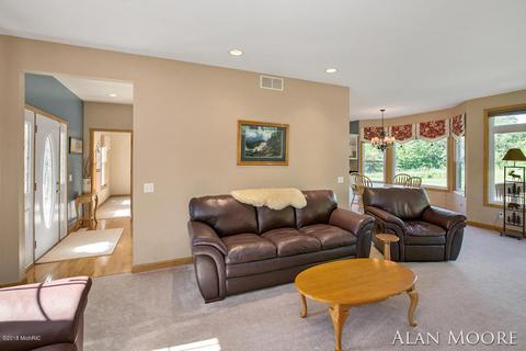 4875 Ashley Ave NE, Belding, MI 48809 photo 9