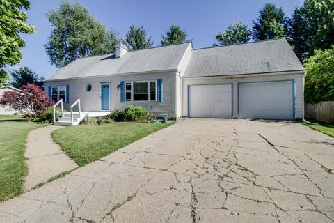 217 Oak Dr, Marshall, MI 49068 photo 5