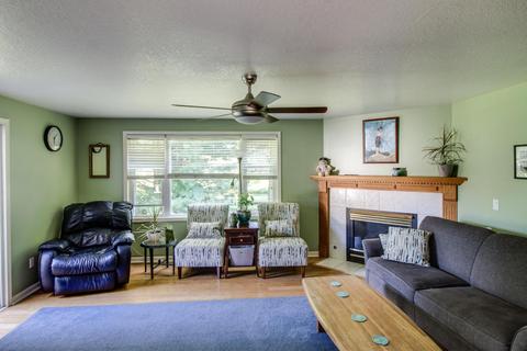 217 Oak Dr, Marshall, MI 49068 photo 11