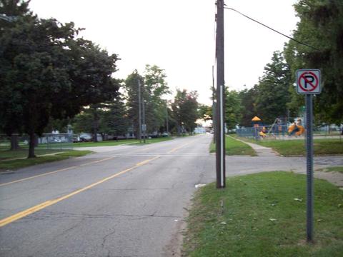 411 E Division St, Dowagiac, MI 49047 photo 4