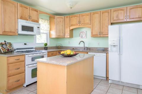 1233 103rd Ave, Plainwell, MI 49080 photo 3