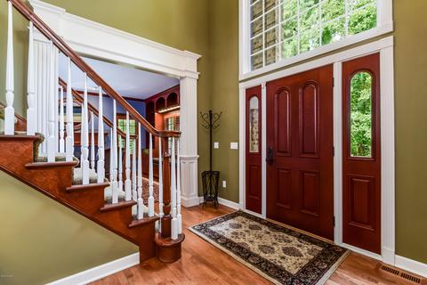 5380 Forest Bend Dr SE, Ada, MI 49301 photo 3
