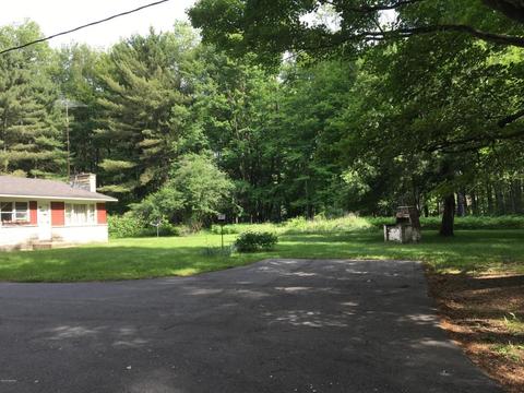 5207 N Evergreen Dr, White Cloud, MI 49349 photo 2