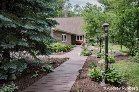 6725 Sleeper Ave, Fremont, MI 49412 photo 2