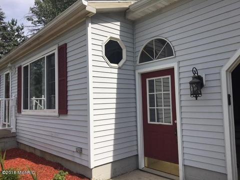 1681 E Carleton Rd, Adrian, MI 49221 photo 3