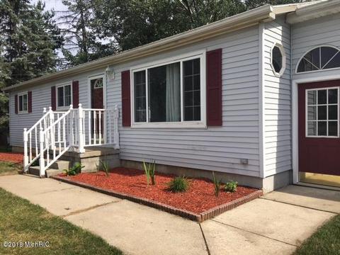 1681 E Carleton Rd, Adrian, MI 49221 photo 2