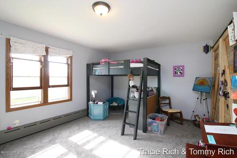 4586 E 120th St, Grant, MI 49327 photo 9