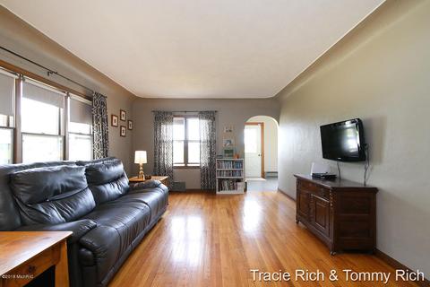 4586 E 120th St, Grant, MI 49327 photo 5