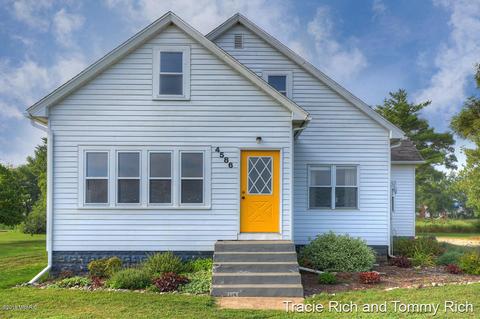 4586 E 120th St, Grant, MI 49327 photo 2