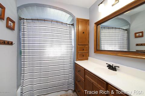 4586 E 120th St, Grant, MI 49327 photo 10