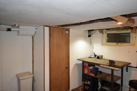 220 E State St, Colon, MI 49040 photo 29