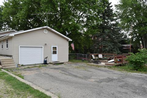 220 E State St, Colon, MI 49040 photo 3