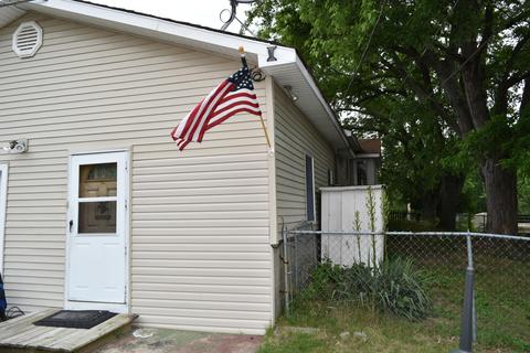 220 E State St, Colon, MI 49040 photo 5