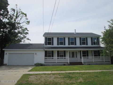 322 N Bridge St, Belding, MI 48809 photo 1