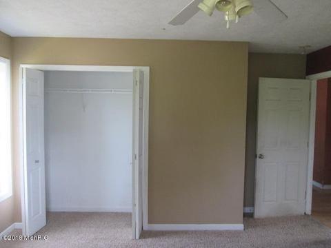 322 N Bridge St, Belding, MI 48809 photo 28