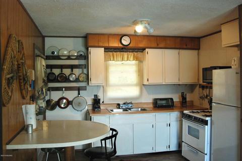 5908 S Hamlin Cir, Baldwin, MI 49304 photo 8