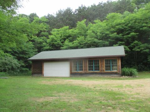 8848 E Loop Rd, Hesperia, MI 49421 photo 6