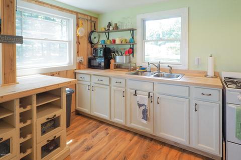 926 Melville Pl, Pullman, MI 49450 photo 9