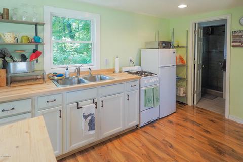 926 Melville Pl, Pullman, MI 49450 photo 10