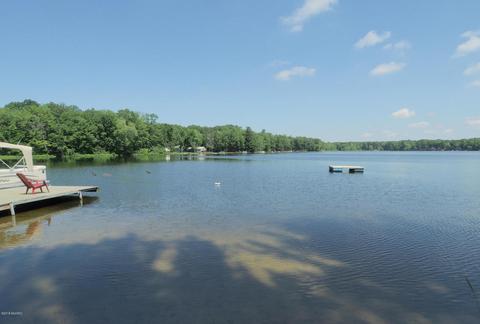 926 Melville Pl, Pullman, MI 49450 photo 4