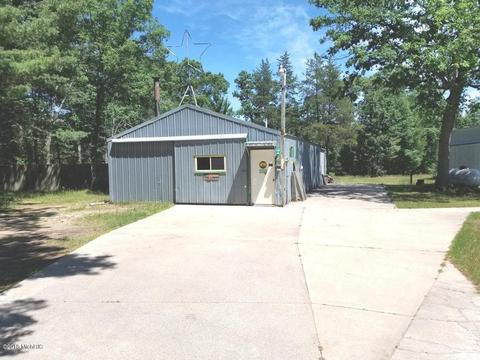 4352 S Astor Rd, Baldwin, MI 49304 photo 4
