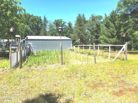 4352 S Astor Rd, Baldwin, MI 49304 photo 9