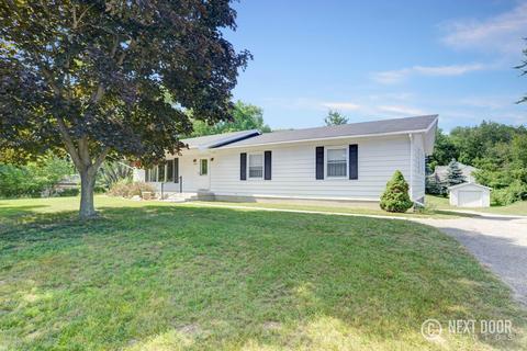 6855 Rix St SE, Ada, MI 49301 photo 2
