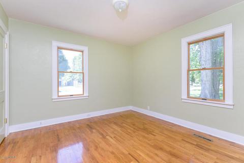 152 Second Ave, Plainwell, MI 49080 photo 18