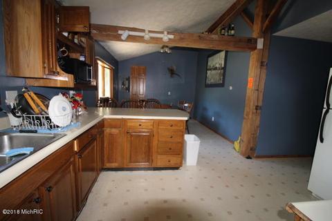 2266 S Forman Rd, Baldwin, MI 49304 photo 7