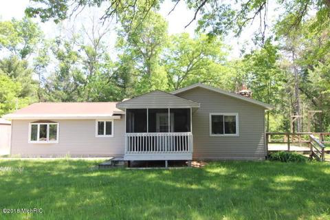2266 S Forman Rd, Baldwin, MI 49304 photo 3
