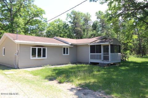 2266 S Forman Rd, Baldwin, MI 49304 photo 2
