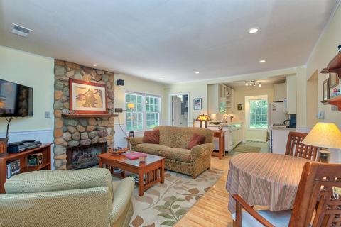 348 Ferry St, Douglas, MI 49406 photo 6