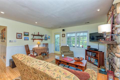 348 Ferry St, Douglas, MI 49406 photo 9