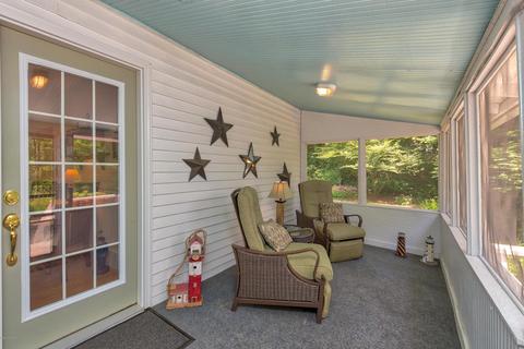 348 Ferry St, Douglas, MI 49406 photo 3